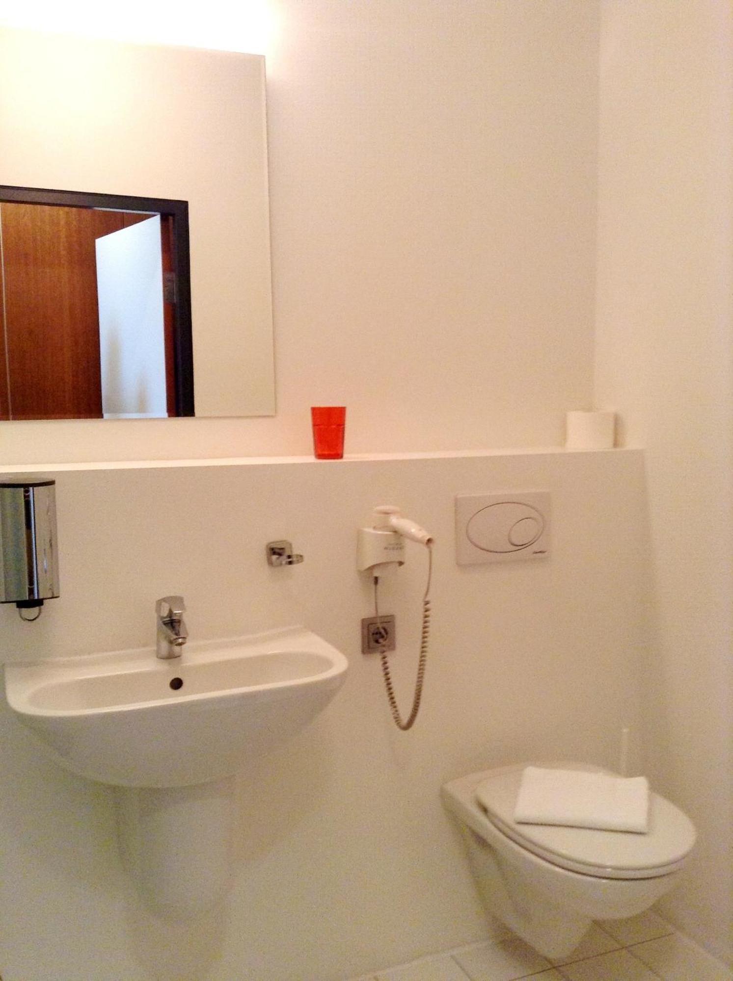 Thalinger Hof Otel Kronstorf Dış mekan fotoğraf