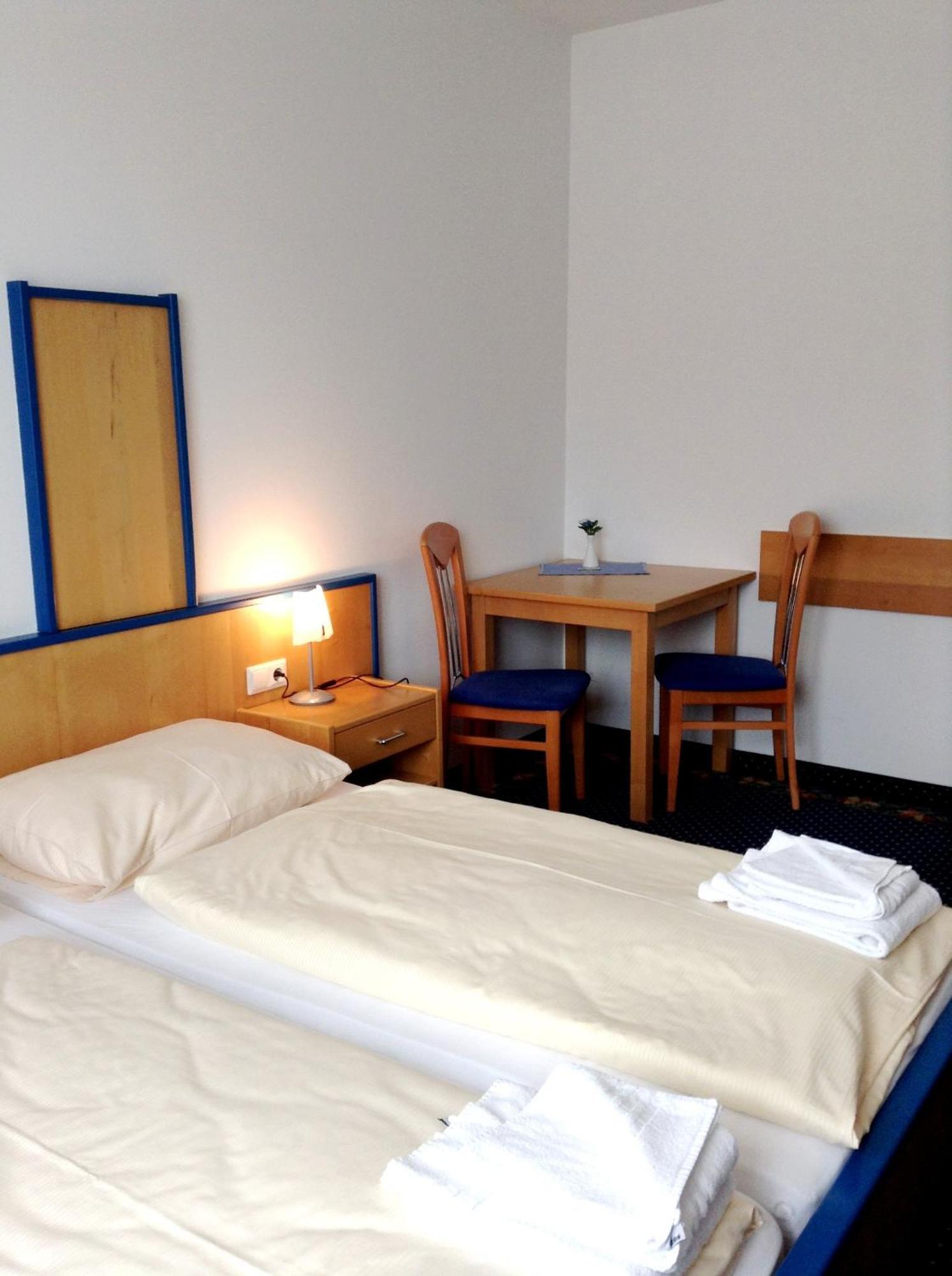 Thalinger Hof Otel Kronstorf Dış mekan fotoğraf